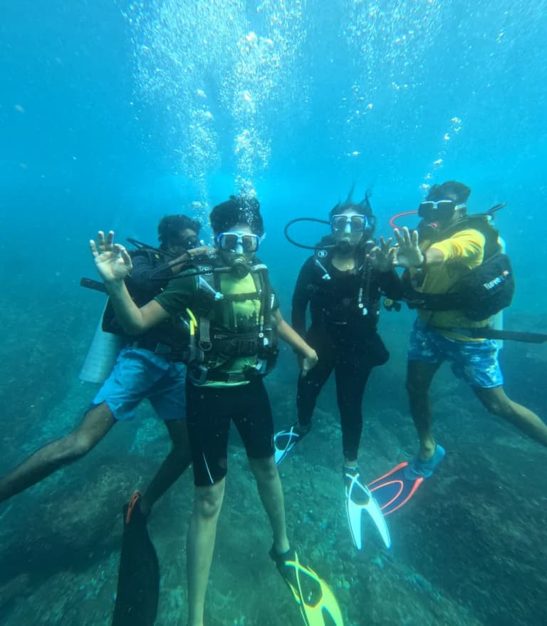 Beginner Scuba Diving in Murudeshwar: First-Time Guide 2026